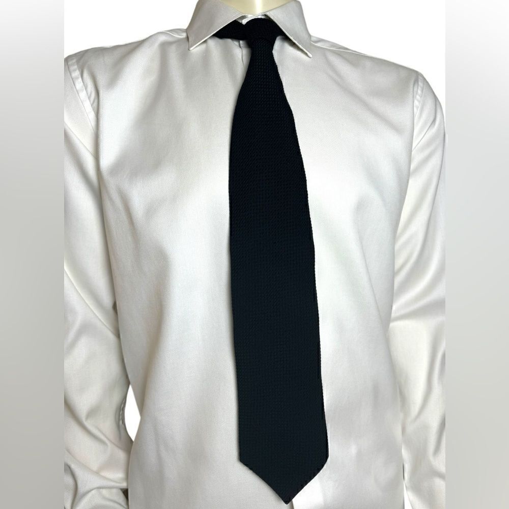 Emporio Armani Textured Solid Black Silk Tie Worn Once Made in Italy